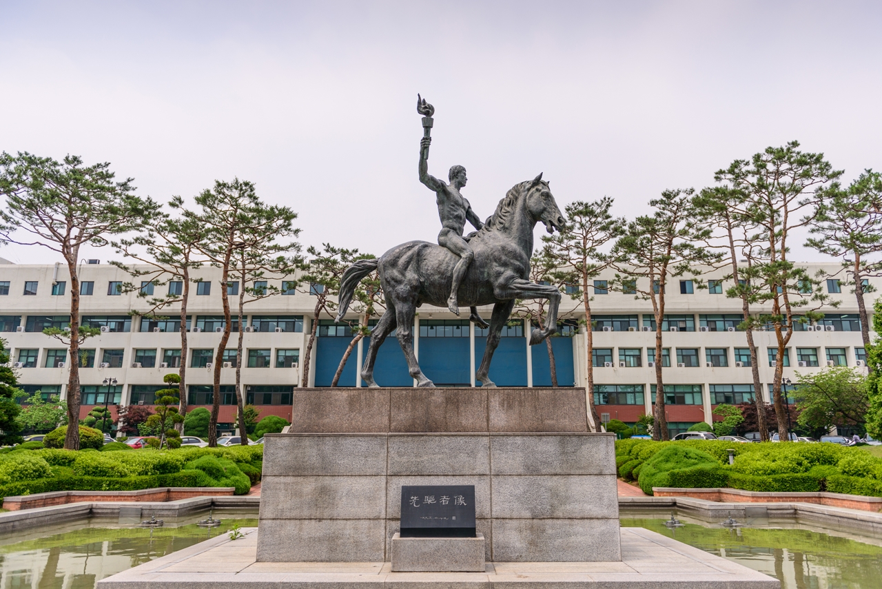 백연정 교수, 최근 소식