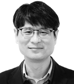 [칼럼] [중국시평] 중국 완성차는 NO, 부품은 YES … 포드의 딜레마