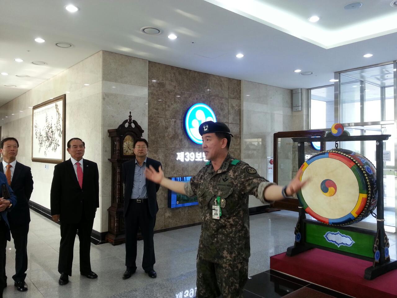 [동문방문] '아주의 새로운 역사' 육군00사단 사단장 김성* 동문(기계80', ROTC22기)