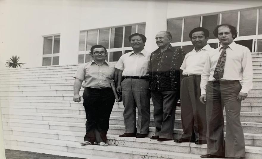 뚤루즈 시장 내교
