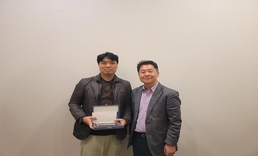 임기만료 학과장 감사패 수여